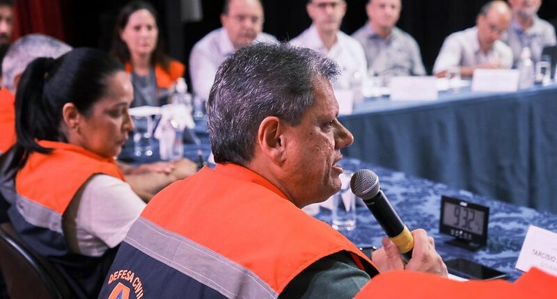 Pacote de medidas de emergência e também de longo prazo para o Litoral Norte de São Paulo foi definido em reunião nesta quinta (Foto: Divulgação / Governo de SP)