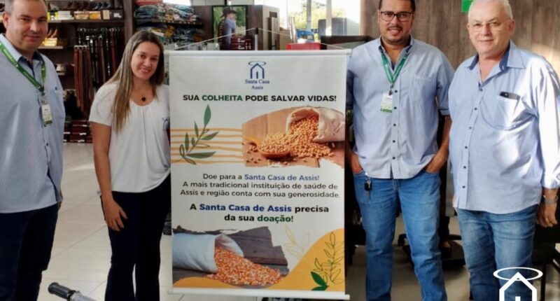 Produtores de grãos da região de Assis realizam uma ação solidária à Santa Casa de Assis, por iniciativa e com o total apoio da Coopermota (Foto: Divulgação)