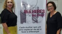 A presidente da Câmara Viviane Del Massa, ao lado de Ida Franzoso de Souza, diretora executiva do CIVAP (Foto: Divulgação/Câmara Municipal de Assis)