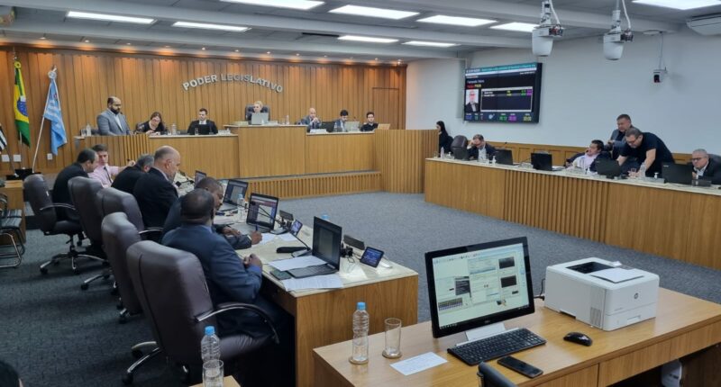 26ª sessão ordinária é marcada por três adiamentos (Foto: Divulgação/Câmara Municipal de Assis)